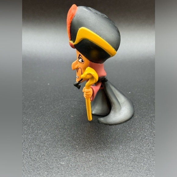 Funko Disney Heroes vs Villains Jafar Mystery Mini-Figure - Picture 4 of 5